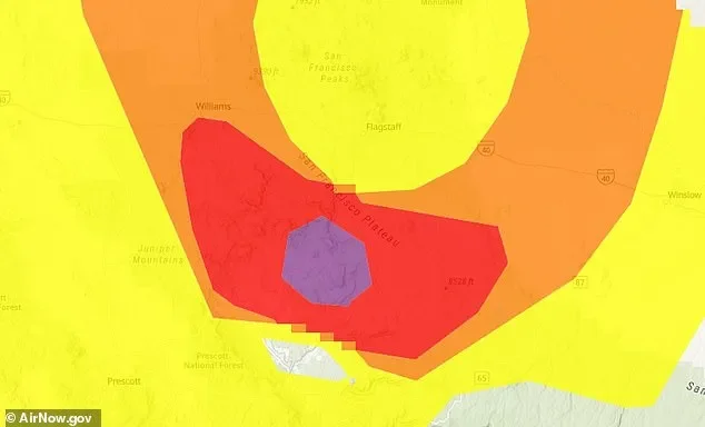 Millions told to stay indoors as eye-burning toxins fill the air in 14 US states TODAY - 1