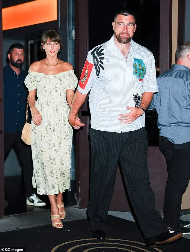 Amy Schumer mocks Taylor Swift's wedding celebration hoopla… 10 years after 'thigh gap' joke - 1