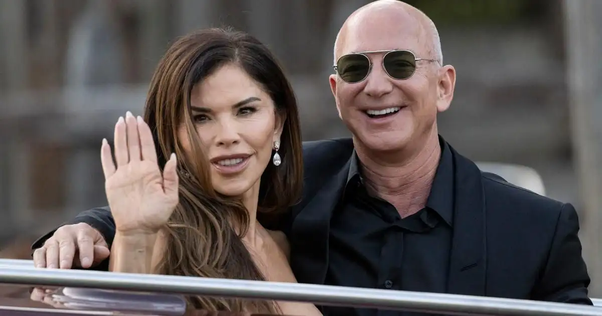 Lauren Sánchez Bezos Mocked Online As Designer Gown Branded 'Temu Look' During Met Gala Storm - 1