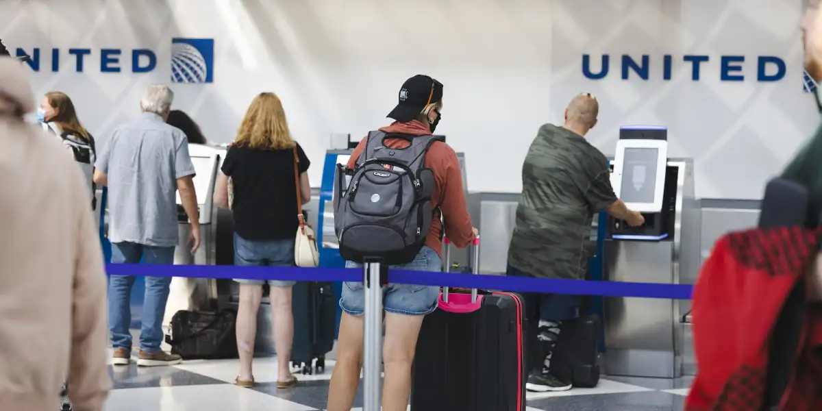 Another US airline raises checked bag fees – effective immediately - 3