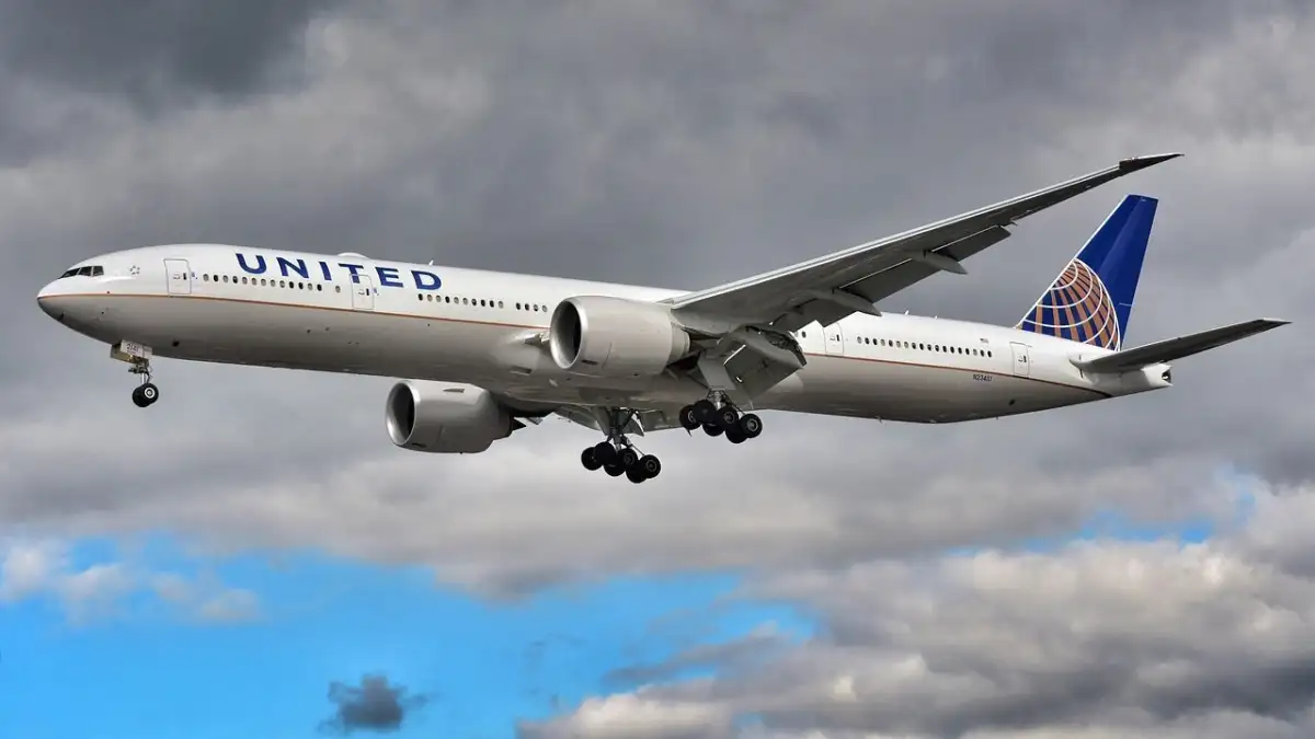 8 Safest Airlines in the U.S. (Hint: No. 3 Crosses the Pacific Regularly) - 2