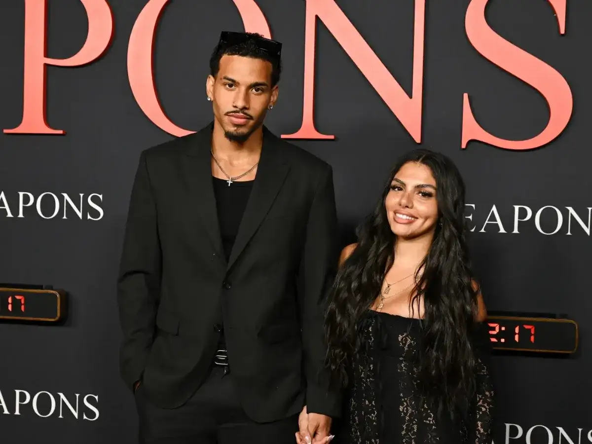 'Love Island' Star Huda Mustafa Talks Dating Rules After Louis Russell Text Leak - 1