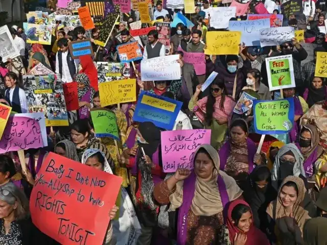 Rights groups fear use of arrest to stifle free speech in Pakistan - France 24 - 3