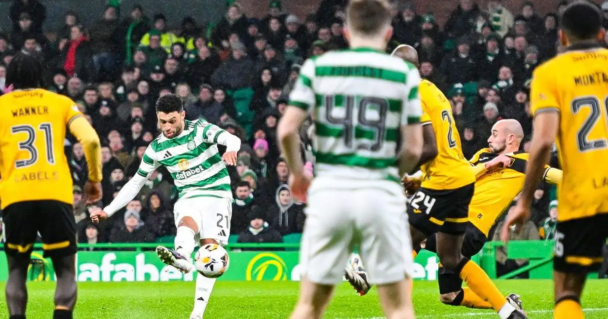Return of the Ox! Alex Oxlade-Chamberlain scores injury-time winner for Celtic in his first game back from Turkish exile - 3
