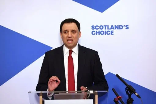 Cabinet ministers rally behind Starmer after Scottish Labour leader Anas Sarwar calls for him to resign – UK politics live - 2