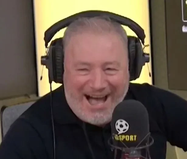 Legendary Sky Sports presenter Jeff Stelling announces 'extended break' from talkSPORT breakfast show for 'rest and relaxation' - 3