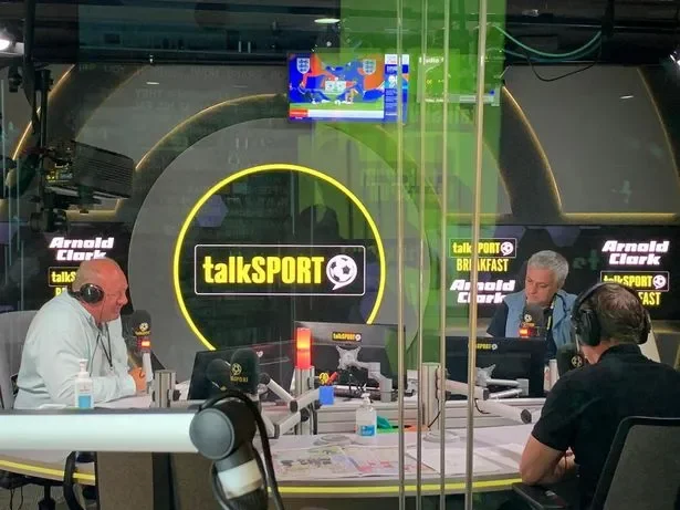 Legendary Sky Sports presenter Jeff Stelling announces 'extended break' from talkSPORT breakfast show for 'rest and relaxation' - 4