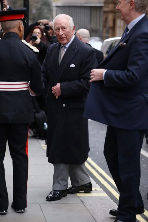 Andrew Mountbatten-Windsor arrest LIVE: Police continue Royal Lodge search after former prince released under investigation - 1