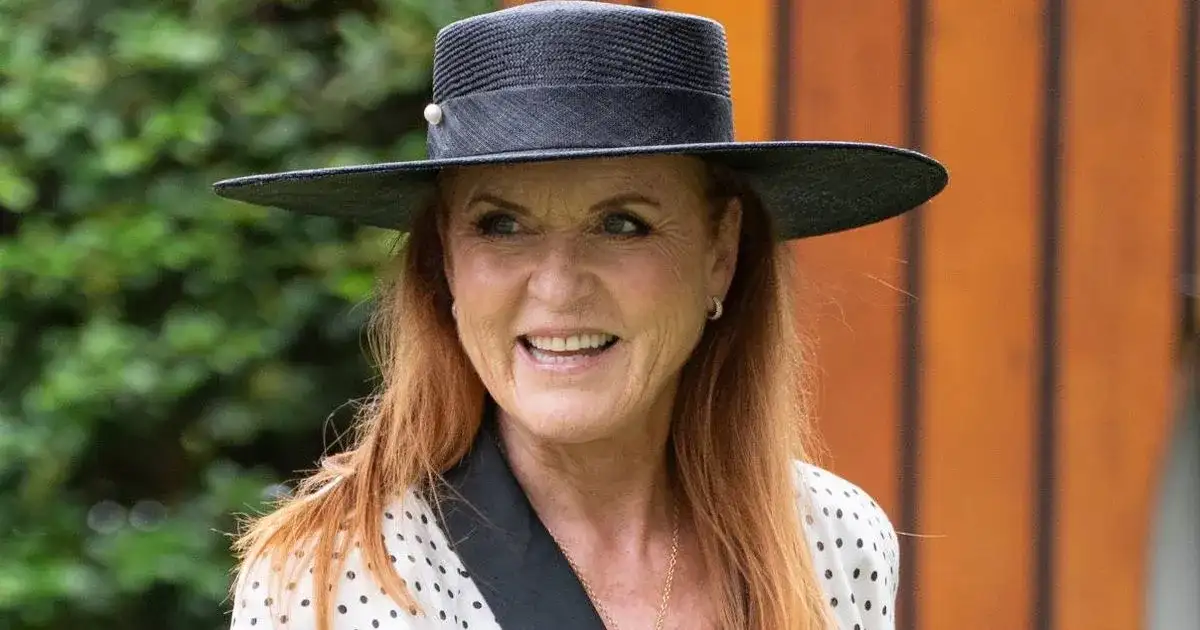 'Fergie might end up having to tell her story to the police': 'Toxic' Sarah Ferguson is 'broke and in a bad way' after Andrew's arrest...and looking to UAE for cash because 'everyone is out to get her' - 1