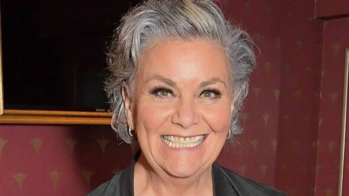 Dawn French, 68, hits out at online trolls and explains why she refuses to 'machete' her face with cosmetic surgery as she ages - 2