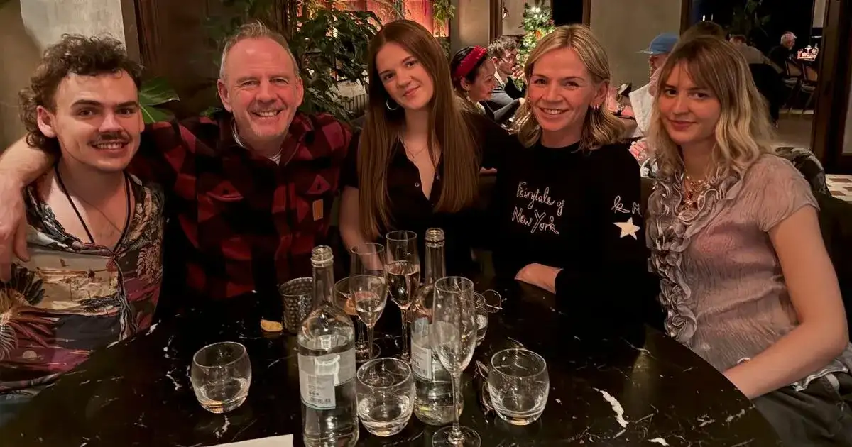 Zoe Ball admits family struggle after 'rushing' important step with boyfriends - 3
