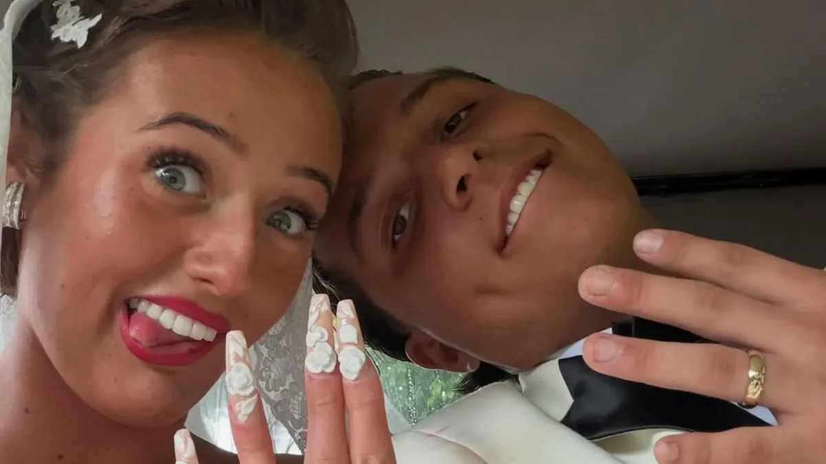 Venezuela Fury, 16, 'will swap her parents' £8m mansion to live in a caravan with her new husband Noah Price, 19' - 3