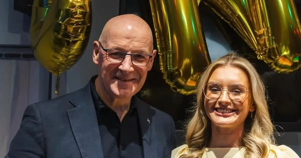 SNP candidate in 'gravy bus' row may have to hand back £19,000 benefits - 1