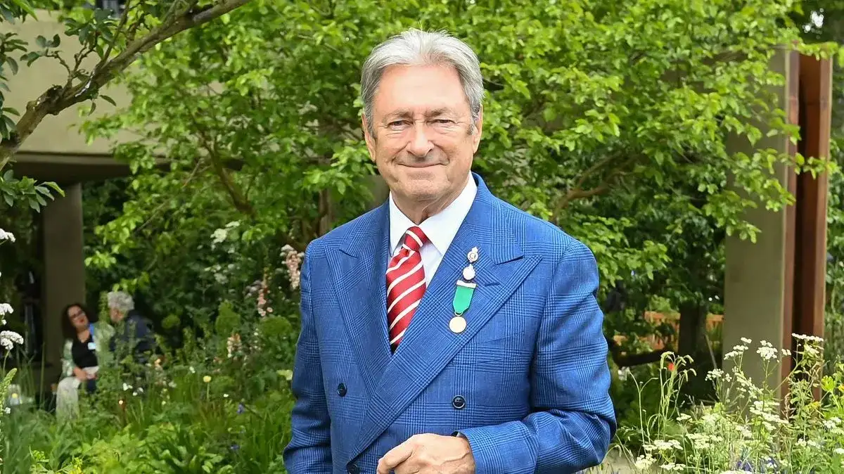 Alan Titchmarsh snubs ITV job offer as he issues update on Love Your Weekend - 4
