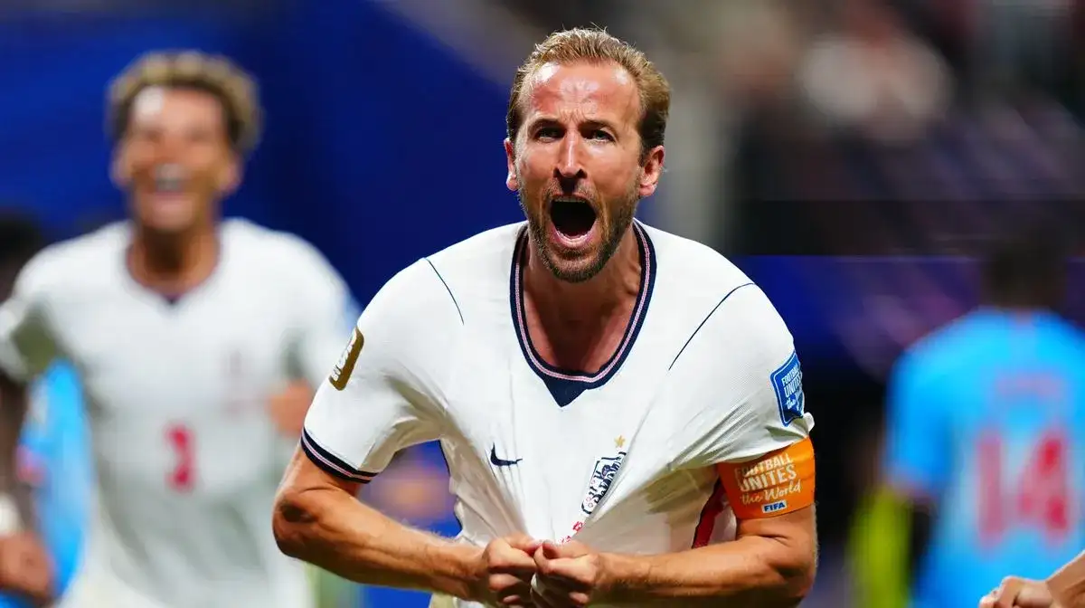 What are YOU going to do for the 1am Battle of Mexico City? England fans brace for most-antisocial World Cup kick-off EVER - sleep experts weigh in as Tuchel says 'give kids the day off!' - 3