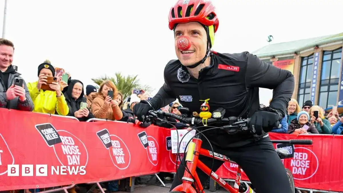 Radio 1 DJ Greg James sets off on 630-mile Comic Relief cycle challenge - 4