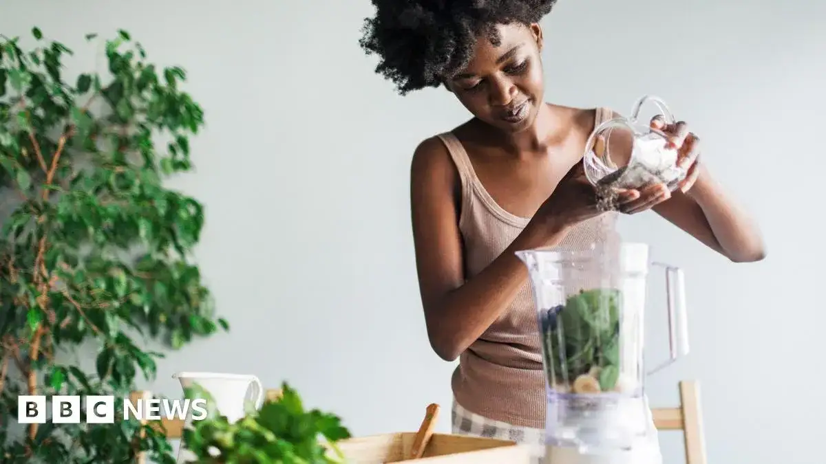 Olive oil and bone broth: Do viral gut health foods actually work? - 4