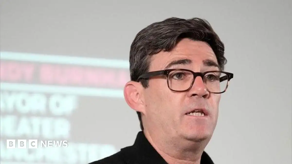 Minister and Burnham escalate row with ‘hypocritical’ Ratcliffe over claim UK colonised by immigrants – politics live - 1