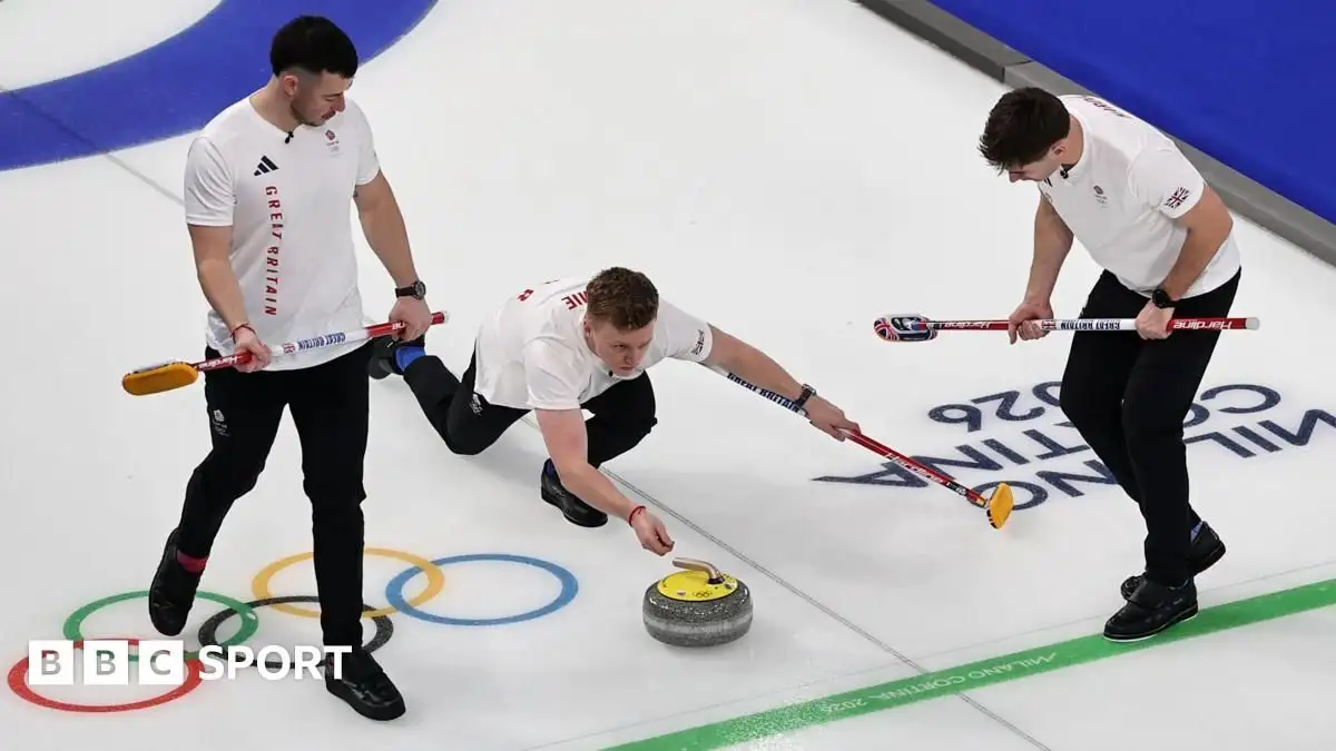 Italy defeat puts GB's men into curling semi-finals - 1
