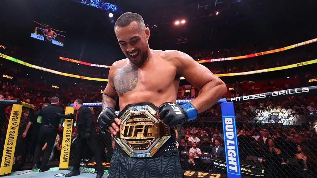 UFC 327 takeaways: Ulberg blew out his knee, but Procházka blew his title chance - 2