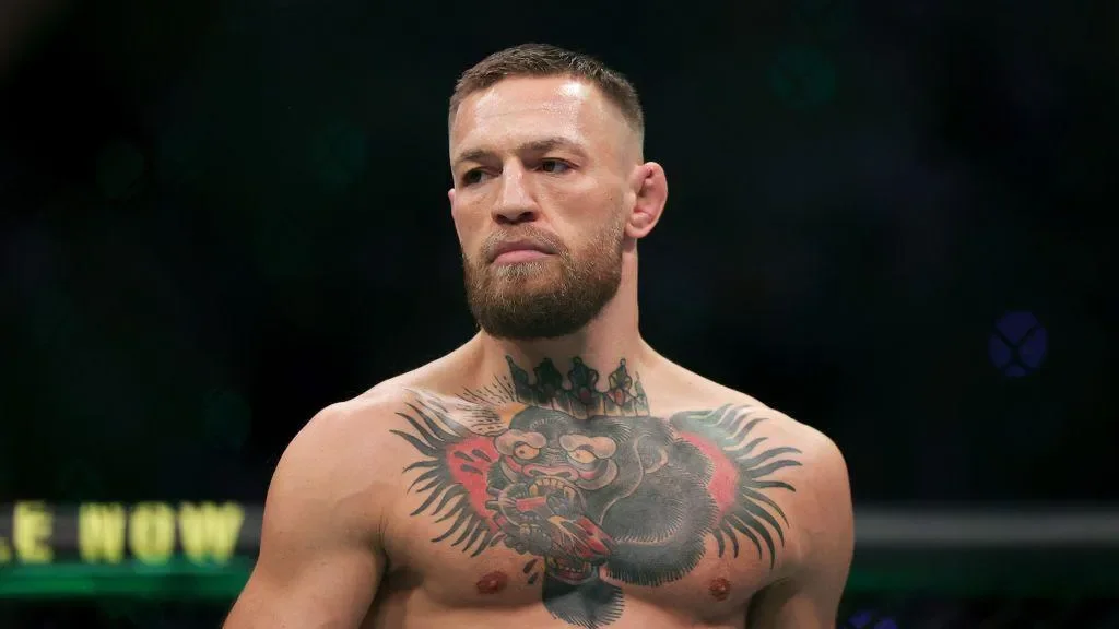 McGregor to fight Holloway in UFC return in July - 1