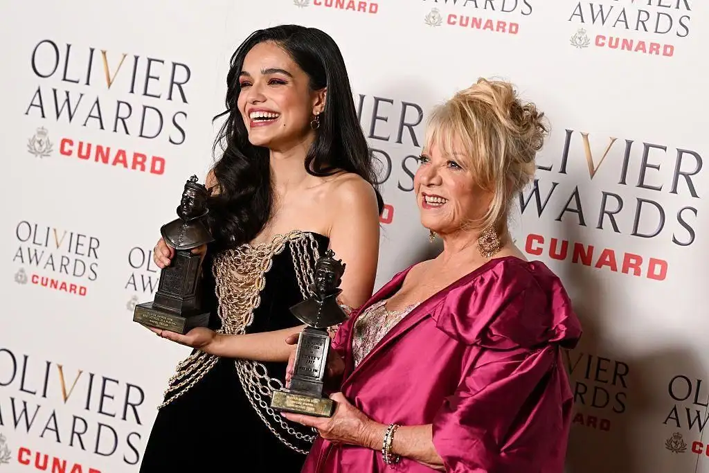 Olivier Awards 2026: Rachel Zegler's heroes, Bryan Cranston's nap schedule and more moments from the night - 3