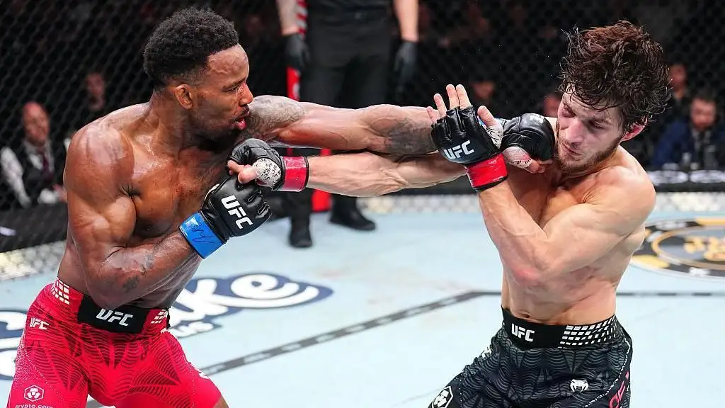 Lerone Murphy's title ambitions slide away at UFC London, as Russian Movsar Evloev spoils the party in front of Oasis star Noel Gallagher in crowd at O2 Arena - 2