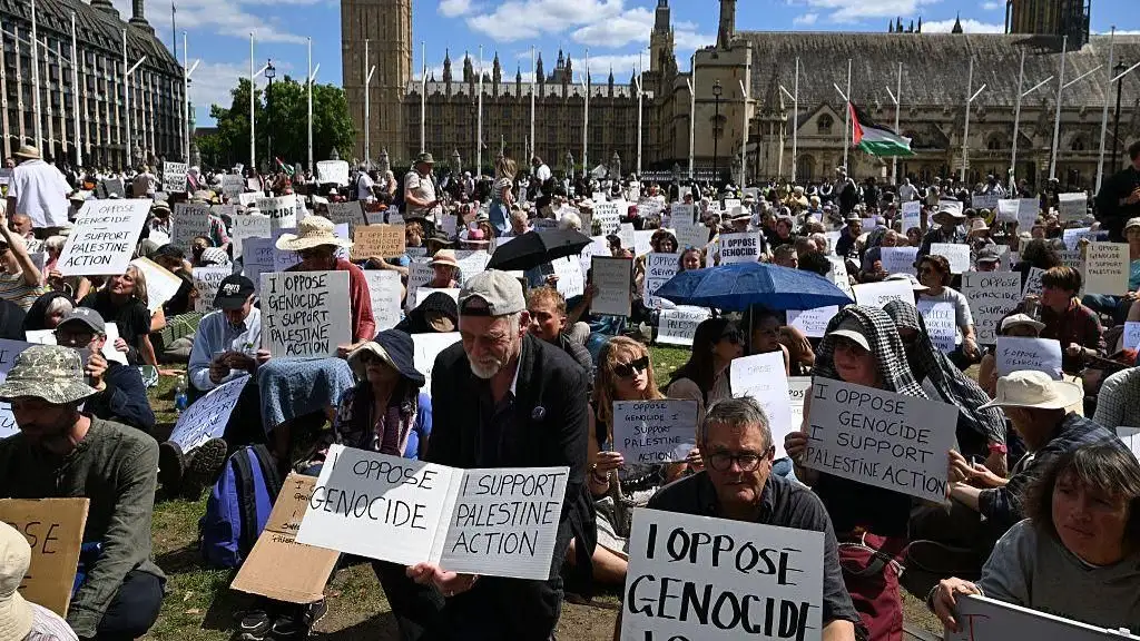 High court to rule on lawfulness of Home Office’s decision to proscribe Palestine Action – live - 1
