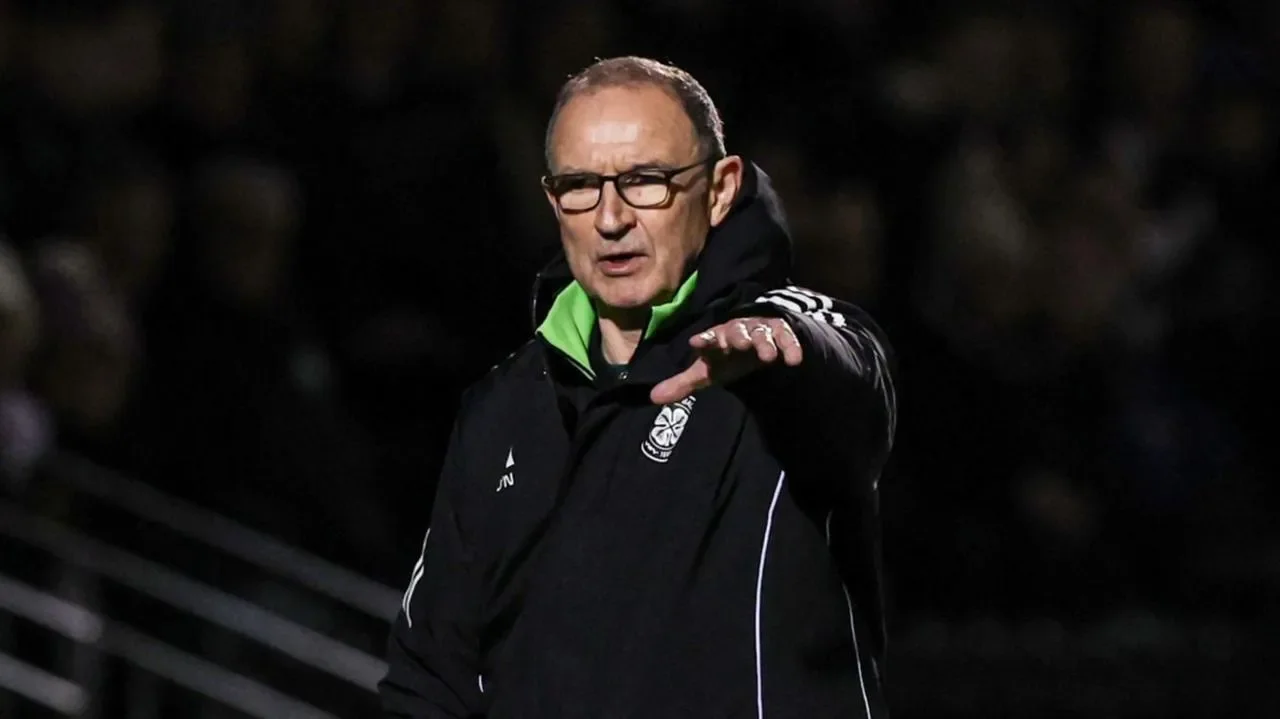 Martin O'Neill insists Celtic fan protests will only harm their season... as chairman Brian Wilson calls for immediate end to unhelpful 'atmosphere of conflict' - 2
