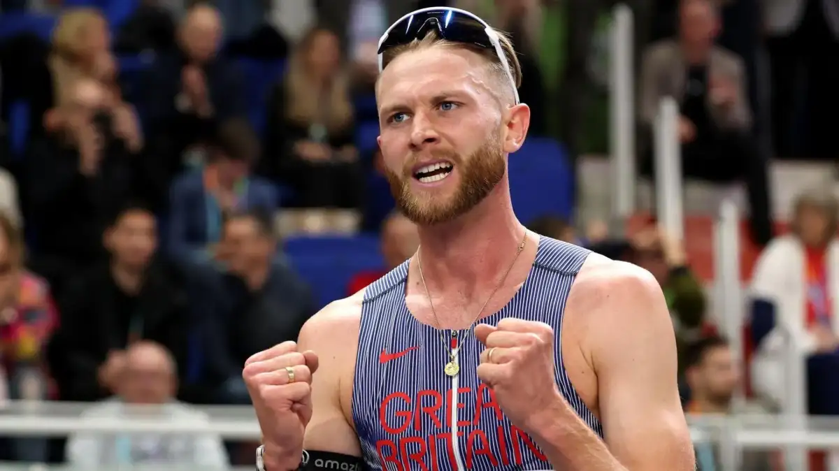 Kerr wins Worlds Indoor gold for GB as Hodgkinson books spot in final - 1