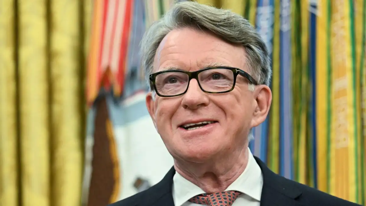 Ministers told to not publish their own Mandelson messages - 4