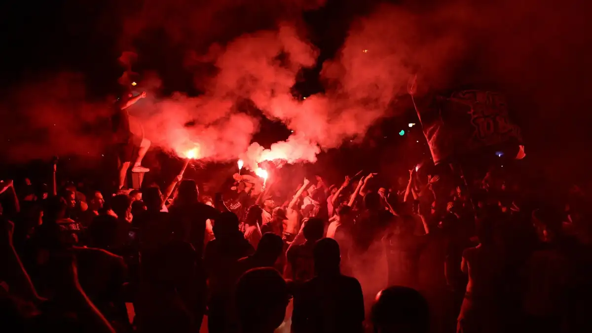Dozens of arrests during Champions League celebrations on Paris streets - 4