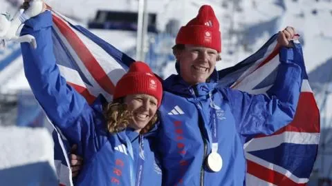 Winter Olympics briefing: Great Britain are on a golden roll as records tumble - 2