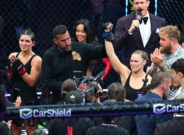 Ronda Rousey vs. Gina Carano live fight updates, results, highlights from 2026 MMA comeback on Netflix - 2