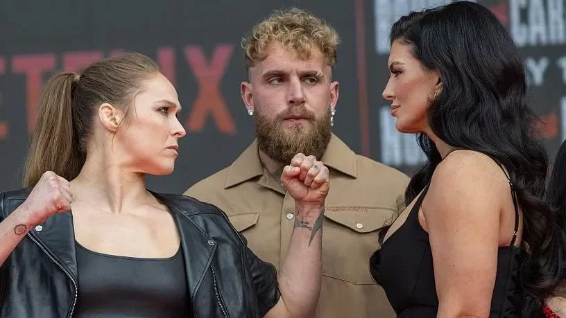 McGregor to fight Holloway in UFC return in July - 2