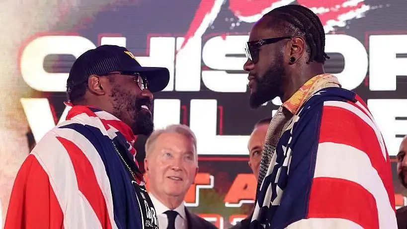 Harper tells Dubois: 'It's not about the elbows, it's about the fists!' - 3