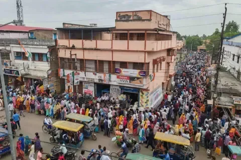 Political turmoil in Indian border state as nine million lose voting rights - 1