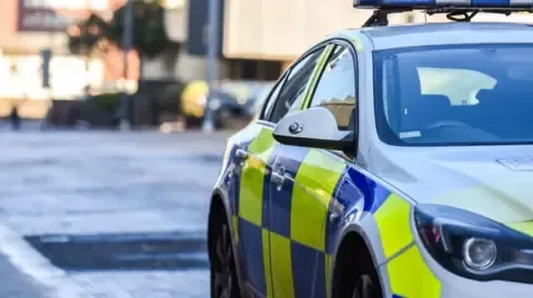 Citroen C3 seized in historic Oxfordshire village by Thames Valley Police - 1