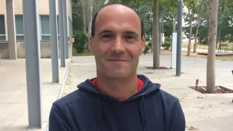 I was balding at 24 and couldn't stand the embarrassment. Then I discovered the treatment that works '100% of the time' and it transformed my life - 3