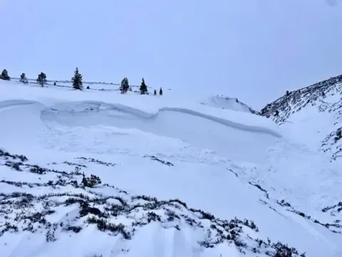 Bumper ski season but also avalanches in Scotland's snowy hills - 1
