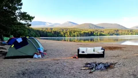 Campfires on lochside ground could become illegal to prevent wildfires - 1