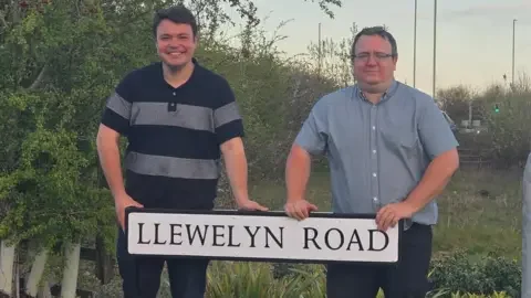 Swindon is not enough – every new housing estate deserves a Dench Close - 3