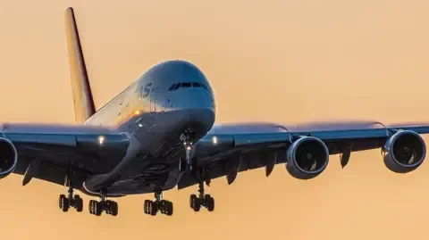 Flight paths squeezed as Iran conflict closes more airspace - 1