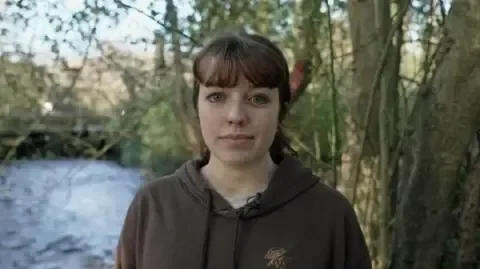 Toxic pet flea treatment chemicals found at 'damaging' levels in rivers - 3