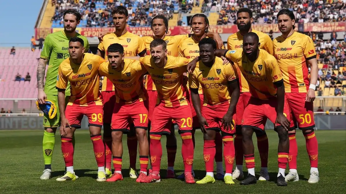Relegation-threatened Lecce halts losing streak with draw against Fiorentina - 1