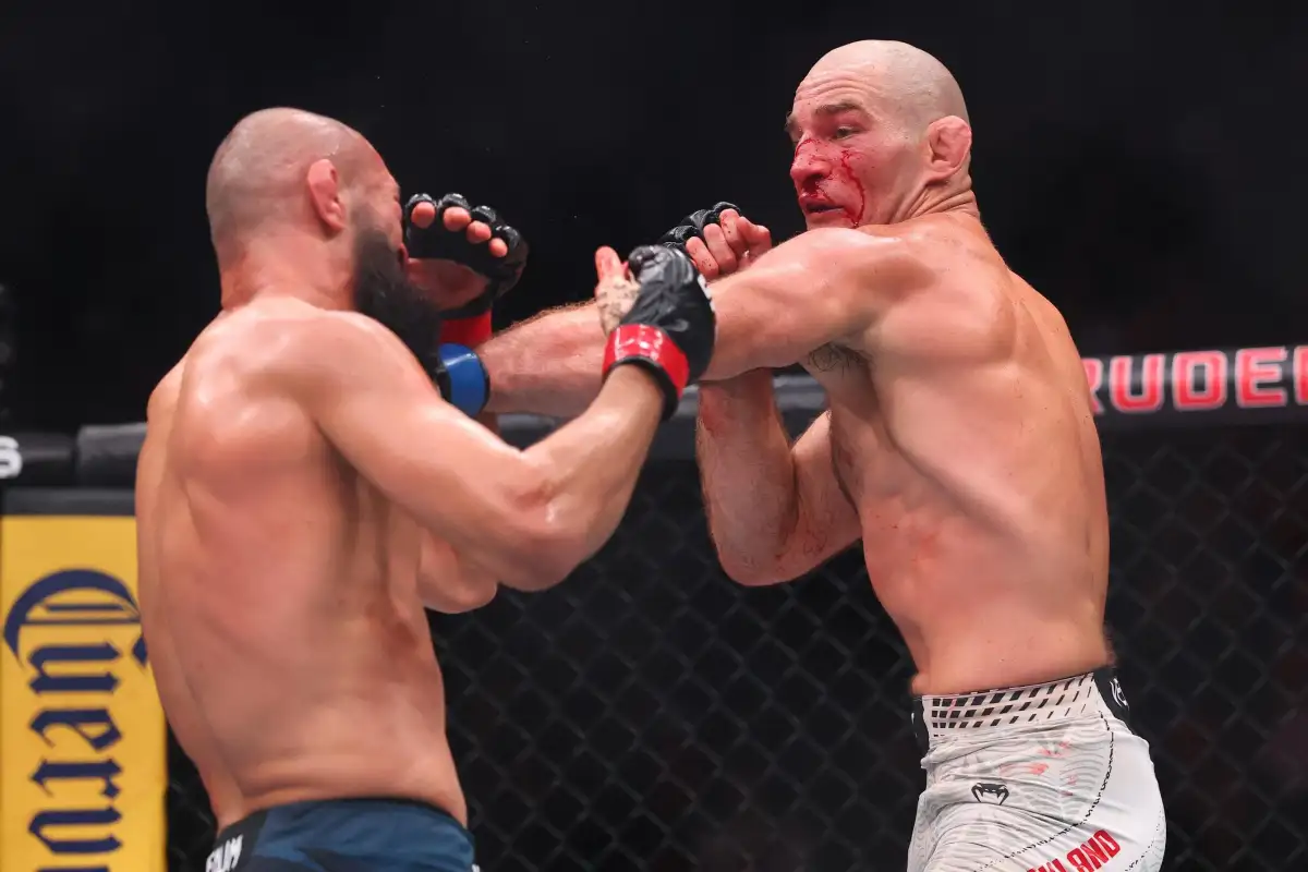UFC 328 results and analysis: Strickland narrowly ... - 1