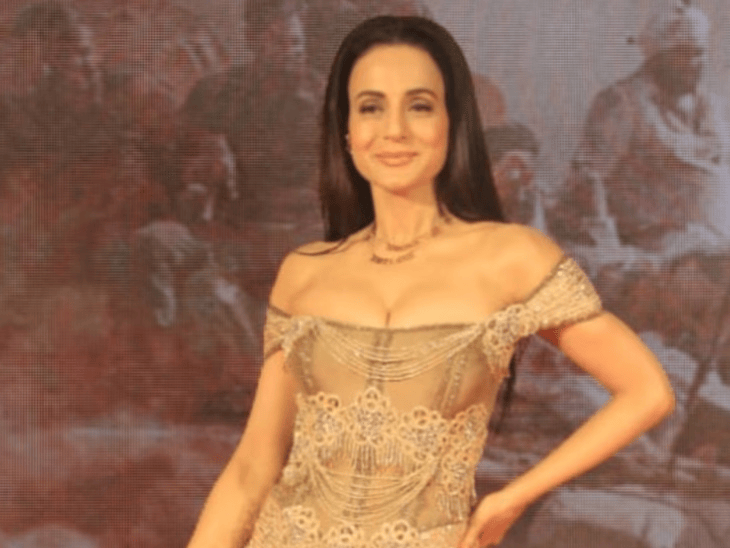 Ameesha Patel slams Zakir Khan's 'Jealous Bollywood' claim: 'SRK, Salman, Sunny have given 25+ hits' - 3