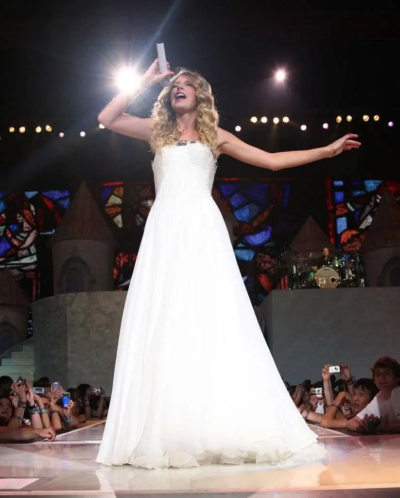 Everything Taylor Swift Has Said—and Sung—About Getting Married - 3