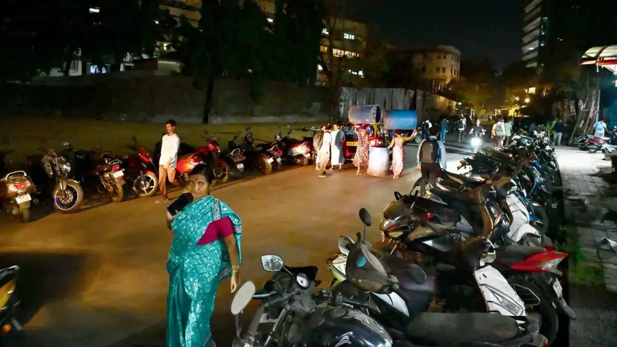 Finally, Old Trunk Road gets street lights - 1