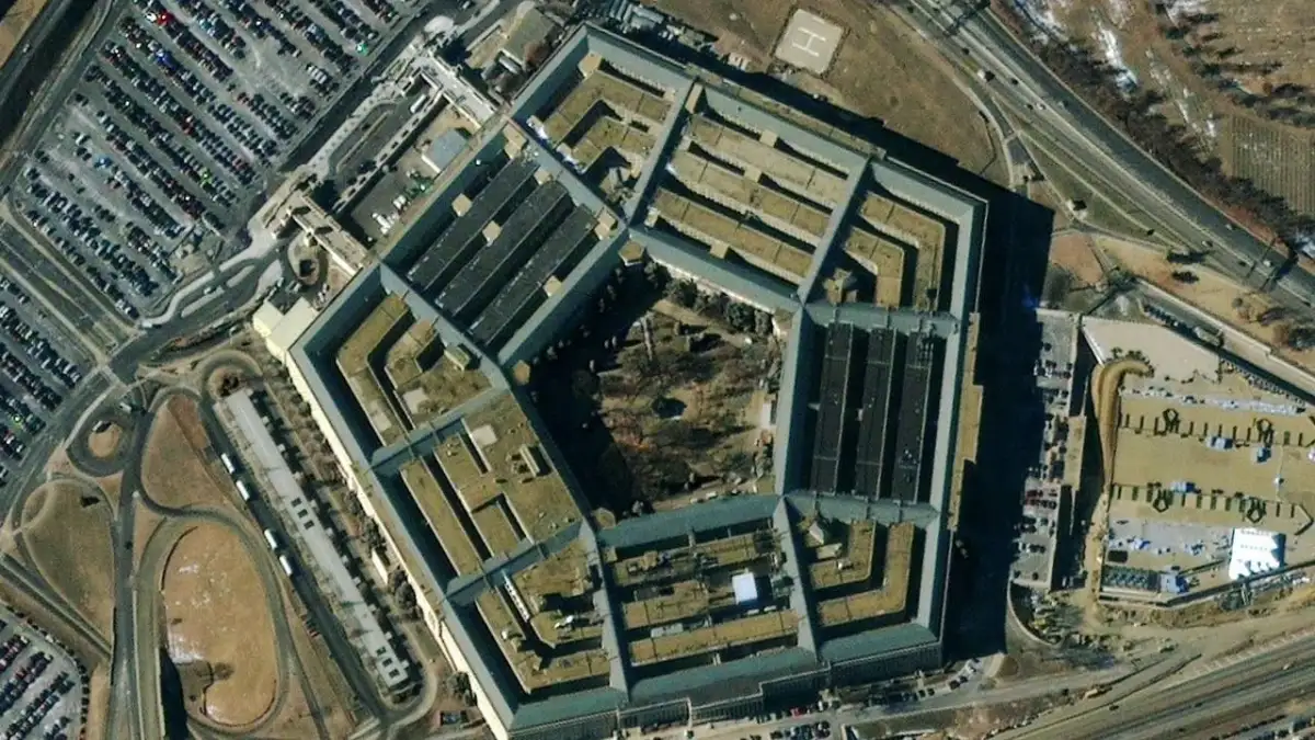 PENTAGON AT WAR... - 3